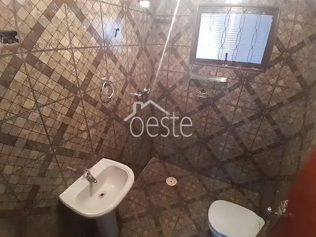 Sobrado com 230m² 4 quartos e 2 banheiros, à venda, no bairro Jardim Vista Alegre em Santa Bárbara D'Oeste