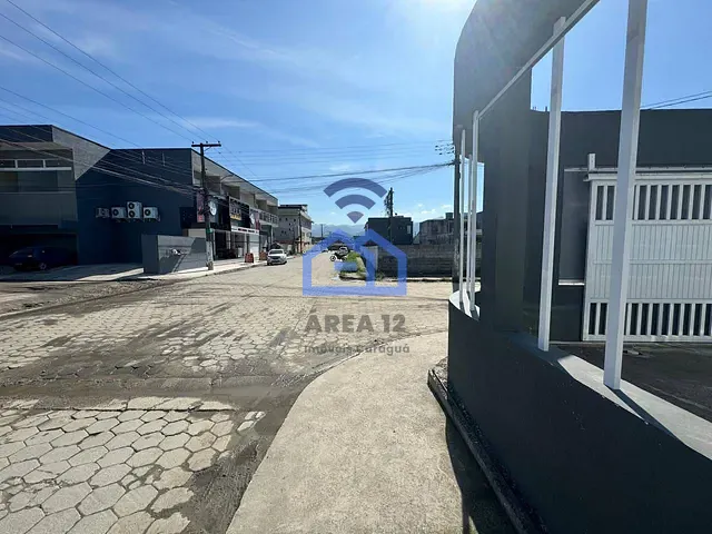 Sobrado com 125m² 1 quarto e 2 banheiros, à venda, no bairro Golfinhos em Caraguatatuba