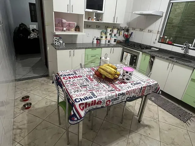 Sobrado com 150m² 4 quartos e 3 banheiros, à venda, no bairro Jardim Adelina em Mauá