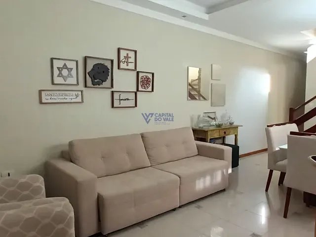 Sobrado com 125m² 4 quartos e 2 banheiros, à venda, no bairro Jardim das Indústrias em São José dos Campos