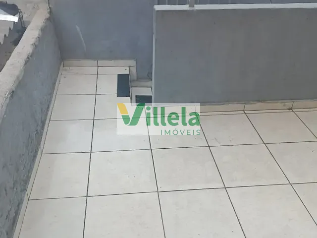 Sobrado 3 quartos e 1 banheiro, para alugar, no bairro Cidade Kemel em Poá