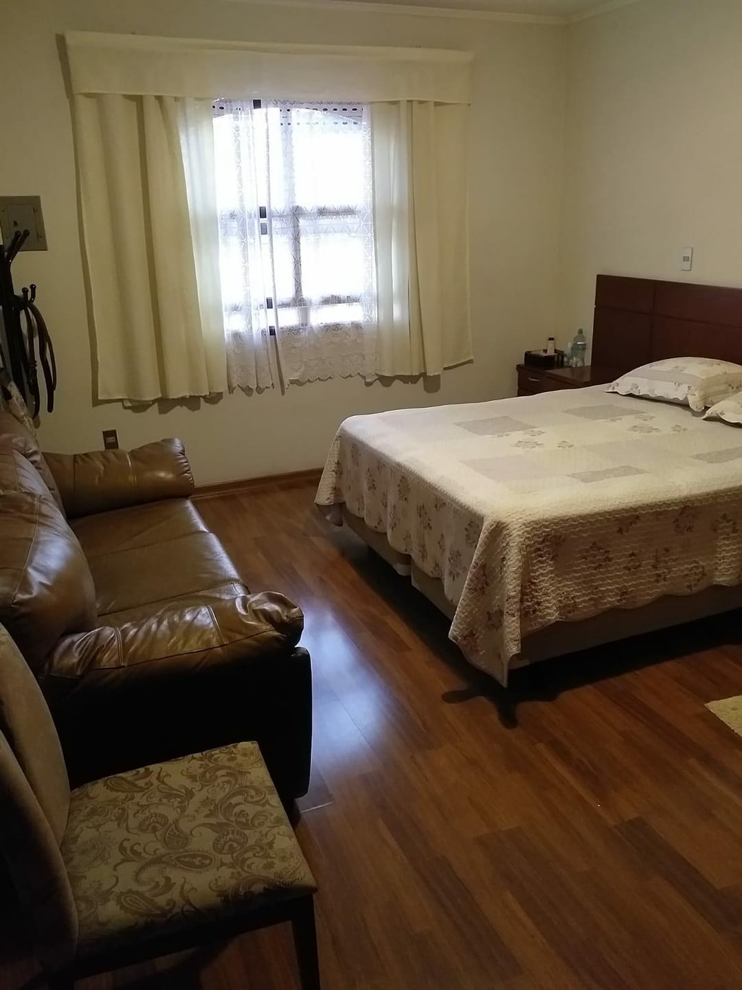 Sobrado à venda 3 Quartos, 1 Suite, 7 Vagas, 224M², Campestre, Santo André - SP