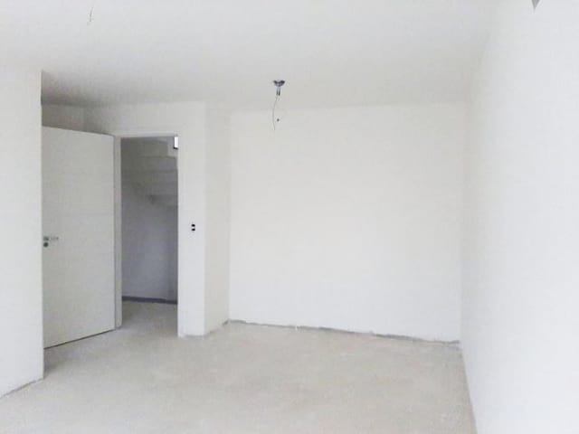 Casa com 153m², à venda, no bairro Campo Comprido em Curitiba