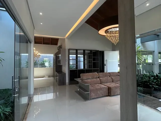 Sobrado com 562m² 4 quartos e 7 banheiros, à venda, no bairro Residencial Damha II em Campo Grande