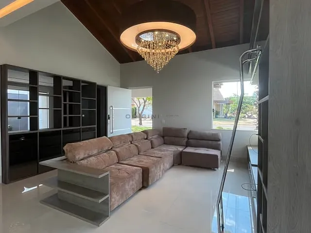 Sobrado com 562m² 4 quartos e 7 banheiros, à venda, no bairro Residencial Damha II em Campo Grande