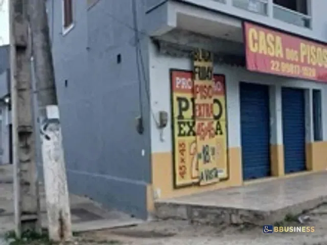 Sobrado com 500m² 4 quartos e 2 banheiros, à venda, no bairro Goytacazes em Campos dos Goytacazes