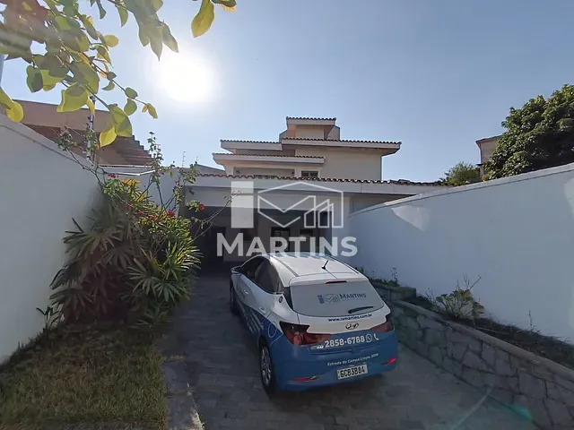 Sobrado com 1049m² 3 quartos e 4 banheiros, à venda, no bairro Parque Assunção em Taboão da Serra