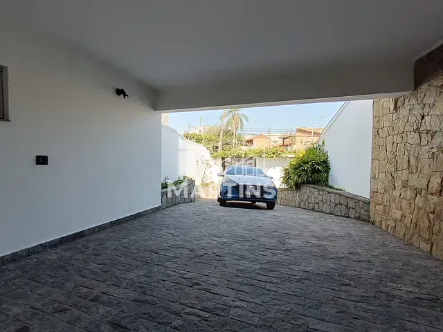 Sobrado com 1049m² 3 quartos e 4 banheiros, à venda, no bairro Parque Assunção em Taboão da Serra