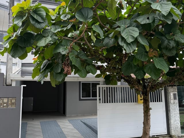 Foto do Sobrado - Sobrado à venda, Meia Praia, Itapema, SC | Interpraias Imóveis
