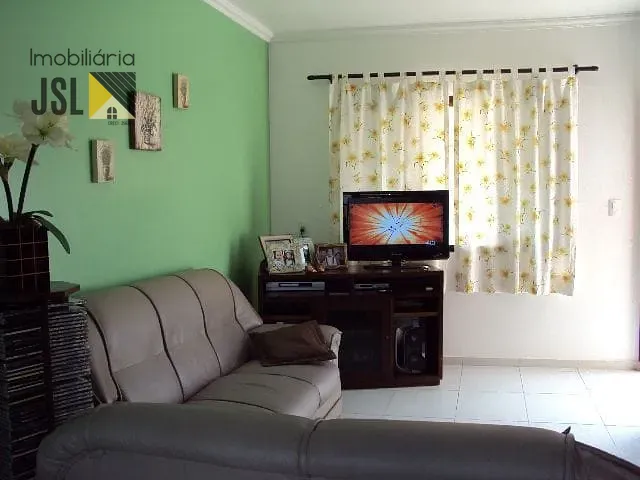 Sobrado com 140m² 3 quartos e 2 banheiros, à venda, no bairro Borda da Mata em Caçapava
