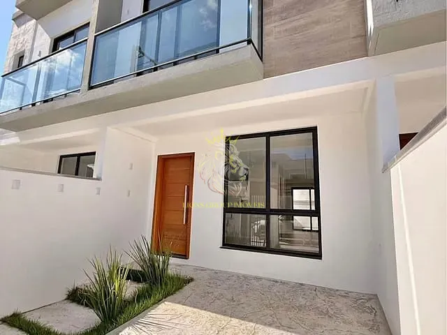 Sobrado 2 quartos e 3 banheiros, à venda, no bairro São Francisco de Assis em Camboriú