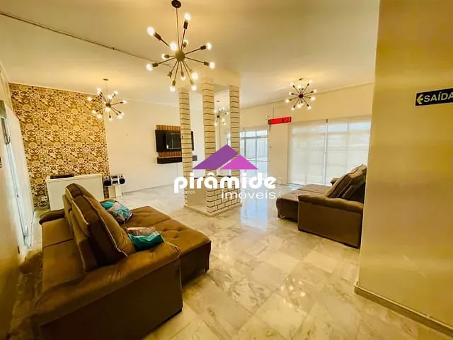 Sobrado com 1380m² 13 quartos e 13 banheiros, à venda, no bairro Travessão em Caraguatatuba