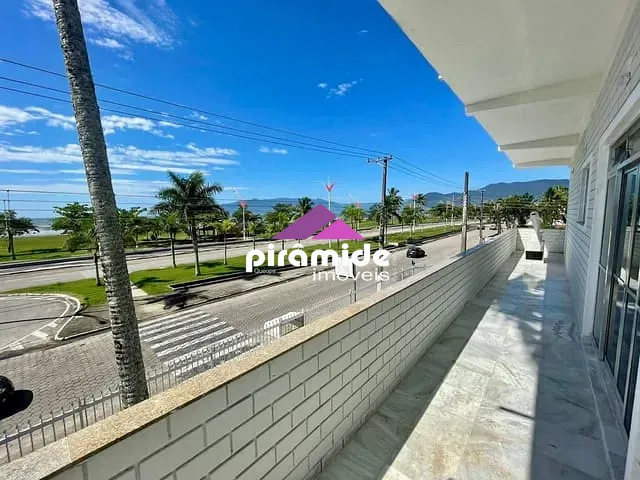 Sobrado com 1380m² 13 quartos e 13 banheiros, à venda, no bairro Travessão em Caraguatatuba