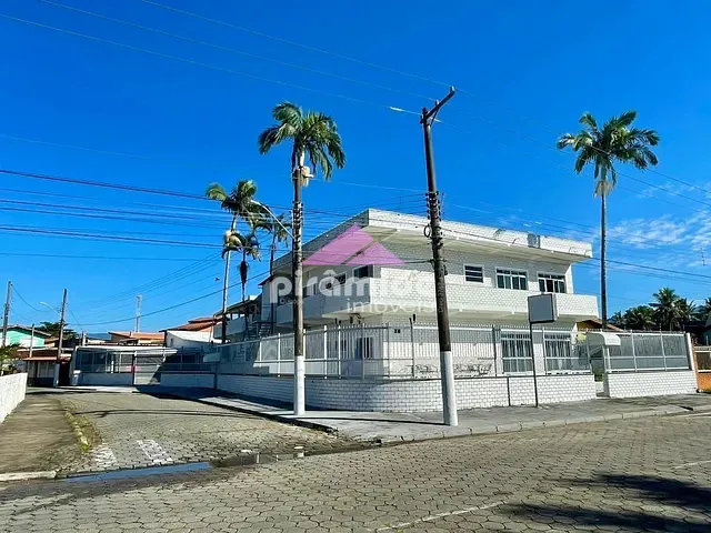 Sobrado com 1380m² 13 quartos e 13 banheiros, à venda, no bairro Travessão em Caraguatatuba