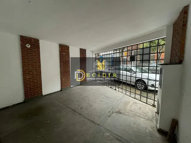 Sobrado com 180m² 2 quartos e 2 banheiros, à venda, no bairro Jardim Piqueroby em São Paulo