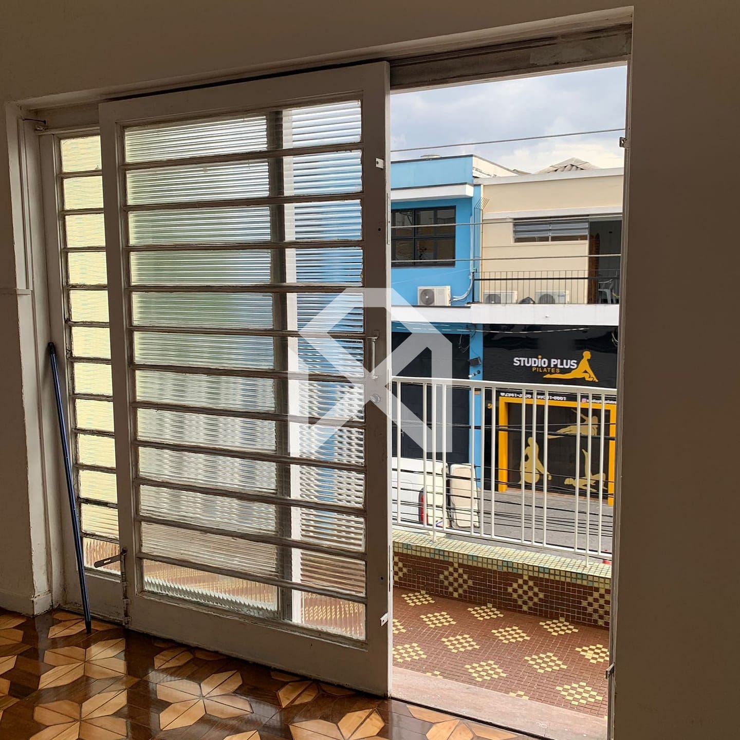 Sobrado para alugar com 3 quartos, 100m² - Foto 1