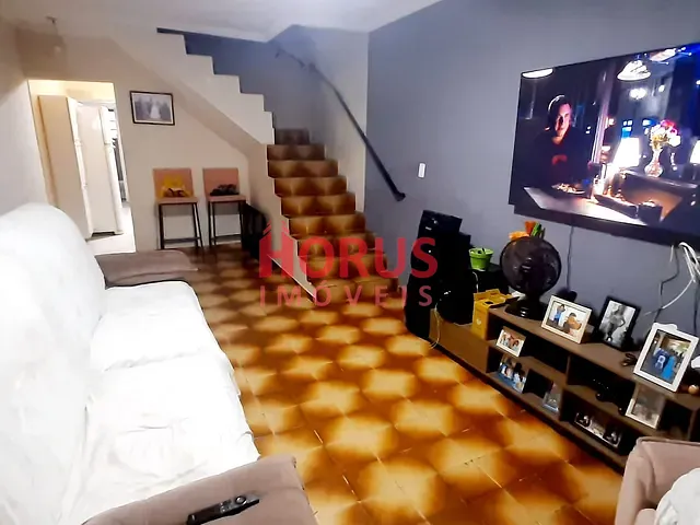Sobrado 2 quartos e 1 banheiro, à venda, no bairro Jardim Primavera (Zona Norte) em São Paulo