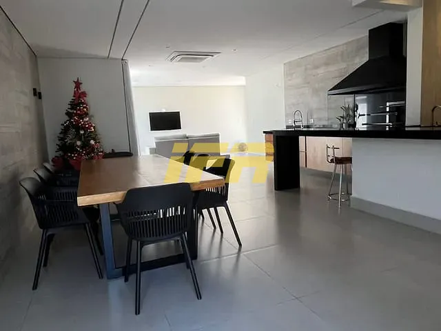 Sobrado com 372m² 3 quartos e 3 banheiros, à venda, no bairro Condomínio Green Park em Taubaté