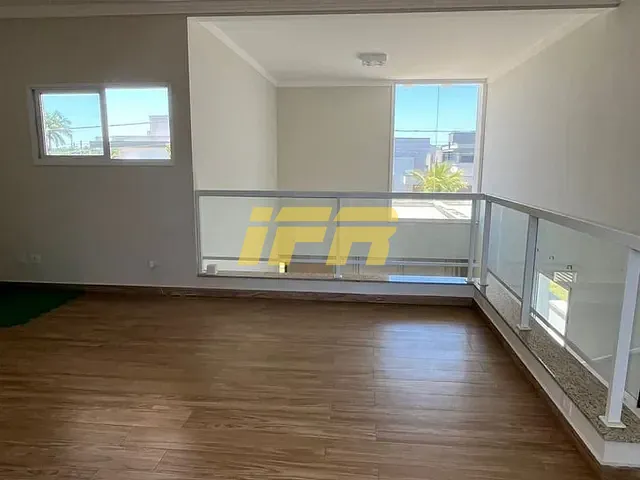 Sobrado com 372m² 3 quartos e 3 banheiros, à venda, no bairro Condomínio Green Park em Taubaté