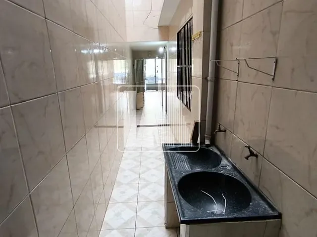 Sobrado com 100m² 2 quartos e 1 banheiro, à venda ou para alugar, no bairro Rudge Ramos em São Bernardo do Campo