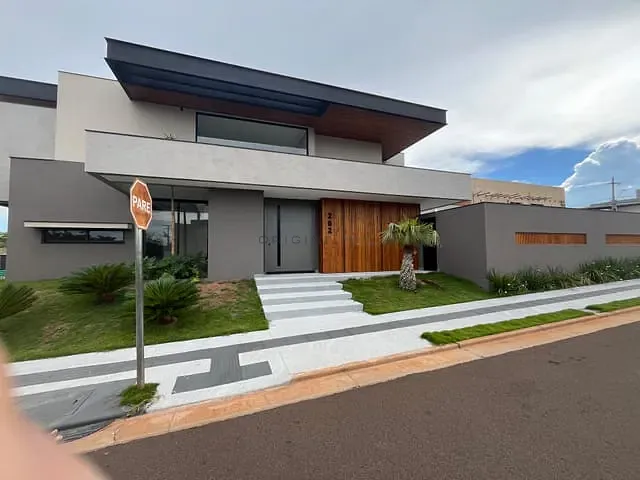 Sobrado com 433m² 4 quartos e 6 banheiros, à venda, no bairro Parque Residencial Damha IV em Campo Grande