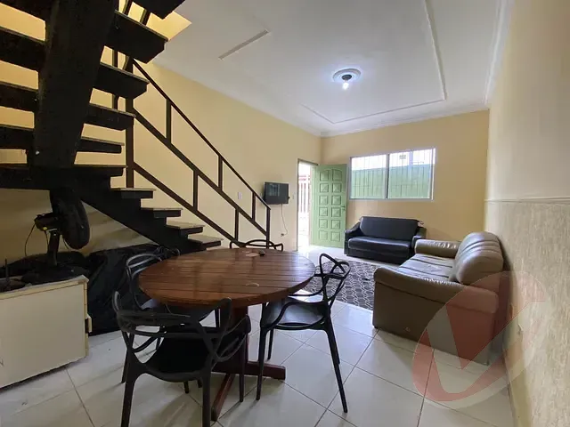 Sobrado com 85m² 2 quartos e 2 banheiros, à venda, no bairro Caiçara em Praia Grande