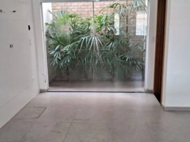 Sobrado 2 quartos e 2 banheiros, à venda, no bairro Parque das Nações em Santo André