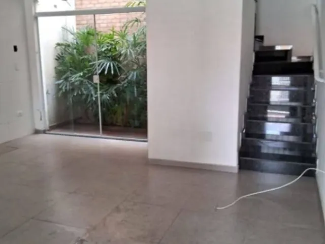 Sobrado 2 quartos e 2 banheiros, à venda, no bairro Parque das Nações em Santo André