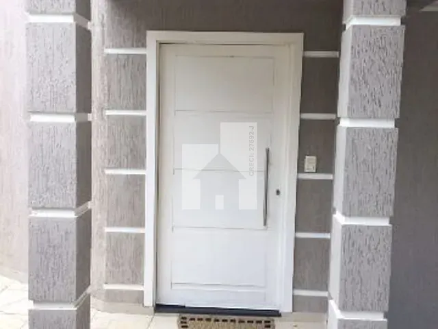 Sobrado com 280m² 4 quartos e 2 banheiros, à venda, no bairro Jardim Pitangueiras I em Jundiaí