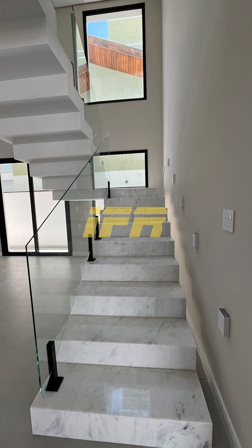 Sobrado, 4 quartos, 247 m² - Foto 3