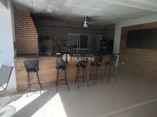 Sobrado com 325m² 3 quartos e 1 banheiro, à venda, no bairro Jatobá em Artur Nogueira