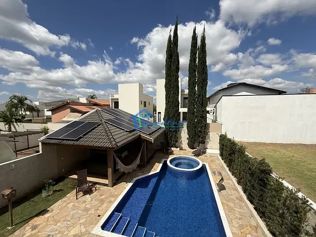 Sobrado com 402m² 4 quartos e 2 banheiros, à venda, no bairro Jardim Residencial Alto De Itaici em Indaiatuba