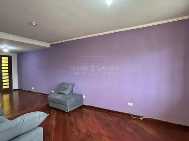 Sobrado com 123m² 3 quartos e 3 banheiros, à venda, no bairro Santa Cândida em Curitiba