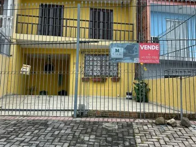 Sobrado com 123m² 3 quartos e 3 banheiros, à venda, no bairro Santa Cândida em Curitiba
