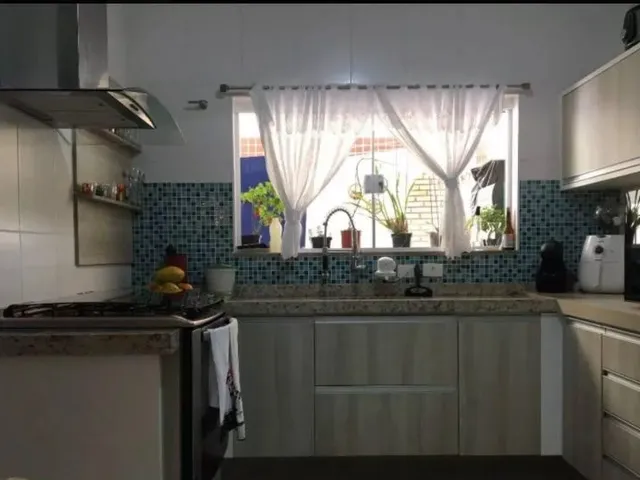 Sobrado 3 quartos e 3 banheiros, à venda, no bairro Parque das Nações em Santo André