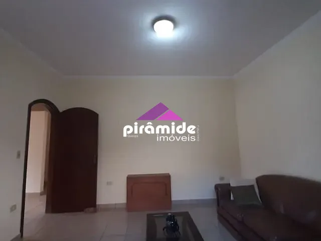 Sobrado com 300m² 6 quartos e 6 banheiros, à venda, no bairro Jardim Estrela D'Alva em Caraguatatuba