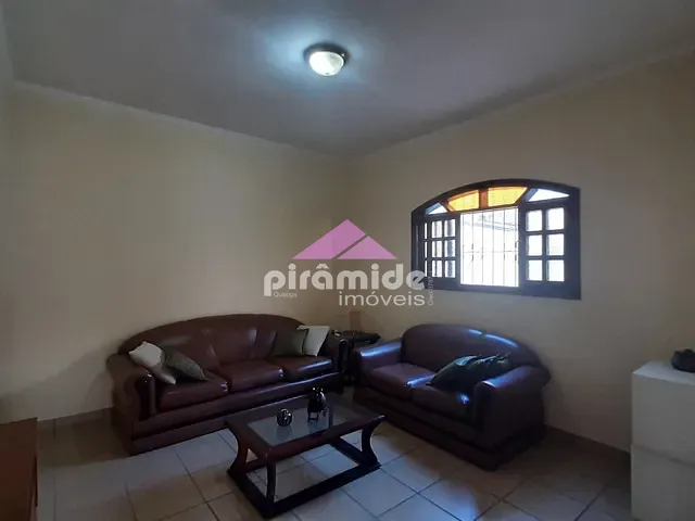 Sobrado com 300m² 6 quartos e 6 banheiros, à venda, no bairro Jardim Estrela D'Alva em Caraguatatuba