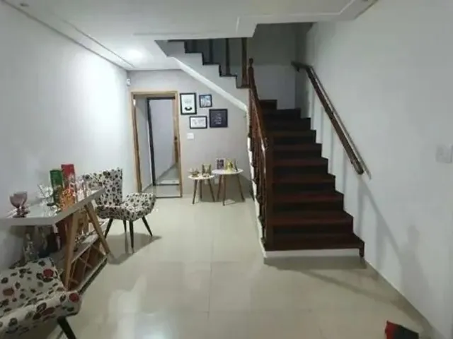 Sobrado 4 quartos e 5 banheiros, à venda, no bairro Santa Maria em Santo André