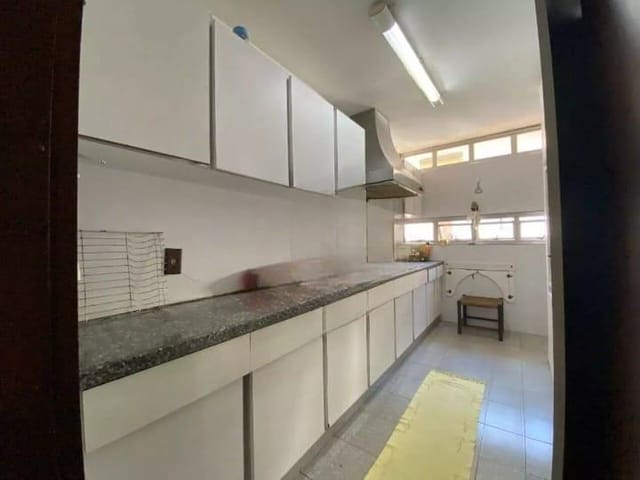 Sobrado com 500m² 5 quartos e 1 banheiro, à venda, no bairro Santa Maria em São Caetano do Sul