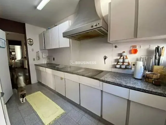 Sobrado com 500m² 5 quartos e 1 banheiro, à venda, no bairro Santa Maria em São Caetano do Sul