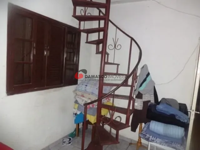 Sobrado com 250m² 4 quartos e 4 banheiros, à venda, no bairro São José em São Caetano do Sul