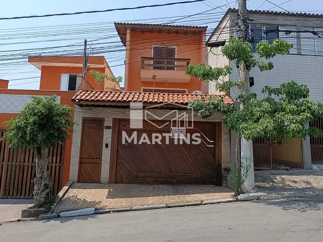Sobrado com 126m² 4 quartos e 4 banheiros, à venda, no bairro Parque Marabá em Taboão da Serra