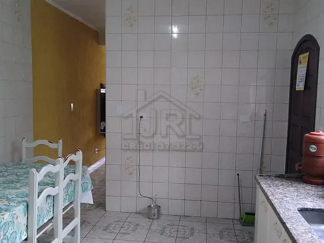 Sobrado com 280m² 3 quartos e 2 banheiros, à venda, no bairro Jardim Santa Lídia em Mauá