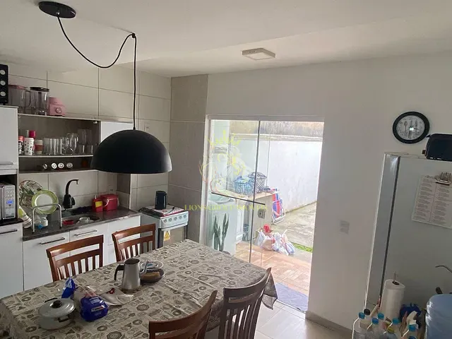 Sobrado 2 quartos e 2 banheiros, à venda, no bairro Cedro em Camboriú