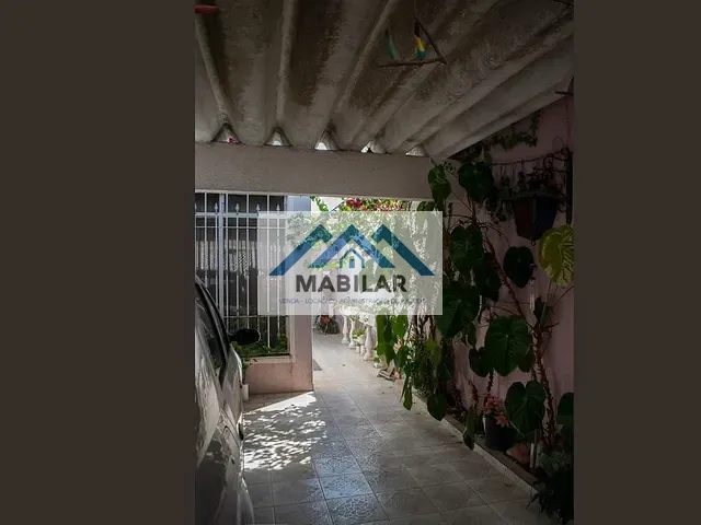 Sobrado com 180m² 3 quartos e 3 banheiros, à venda, no bairro Parque Maria Domitila em São Paulo