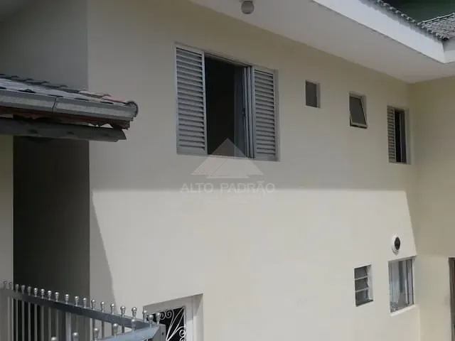 Sobrado com 136m² 3 quartos e 1 banheiro, à venda, no bairro Jardim Rosina em Mauá