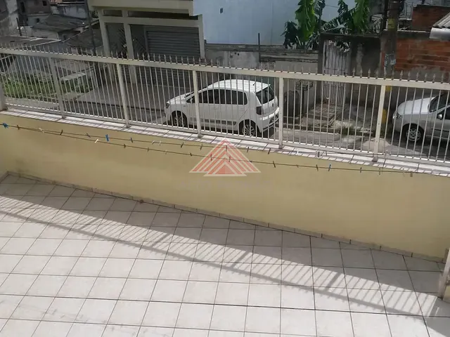 Sobrado com 136m² 3 quartos e 1 banheiro, à venda, no bairro Jardim Rosina em Mauá