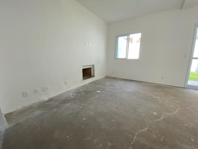 Sobrado com 143m² 3 quartos e 5 banheiros, à venda, no bairro Jardim da Glória em Cotia