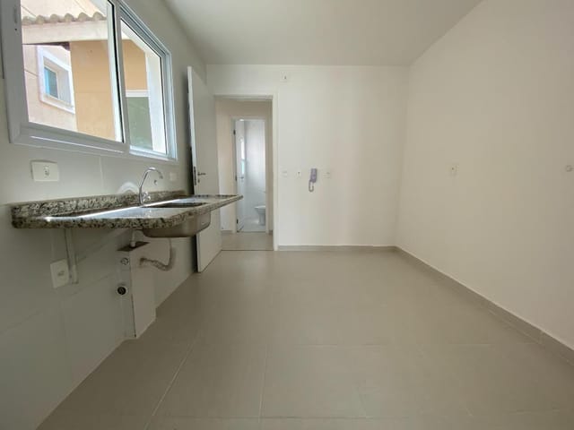 Sobrado com 143m² 3 quartos e 5 banheiros, à venda, no bairro Jardim da Glória em Cotia