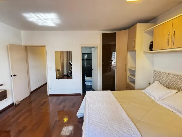 Sobrado 3 quartos e 5 banheiros, para alugar, no bairro Vila Eldízia em Santo André